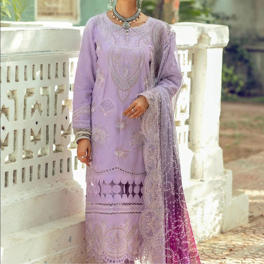 Indian / Pakistani style suit - fully stitched